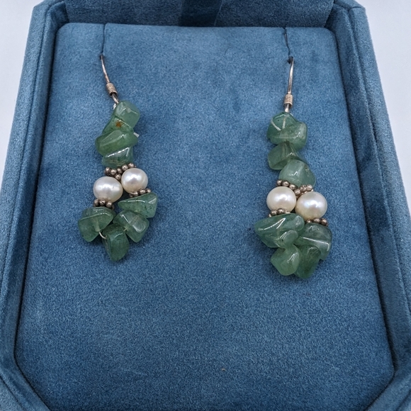 Adventurine and Pearl Earrings - Picture 2 of 3
